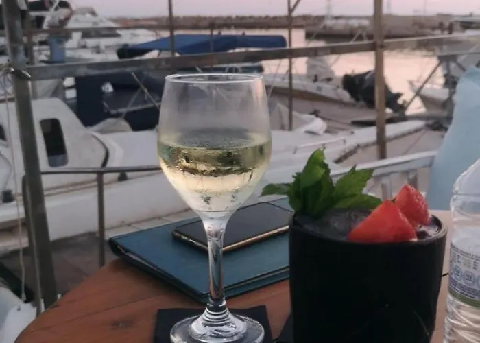 Nyaraló Noka Nikíti